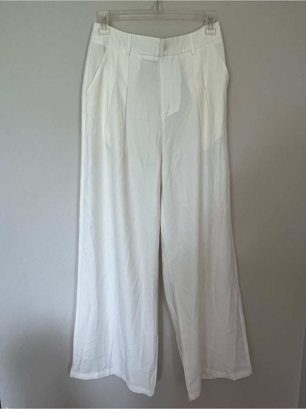 3/$15 White Wide-Leg Pleated Trousers